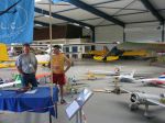 Bert en Jochem bij de infostand